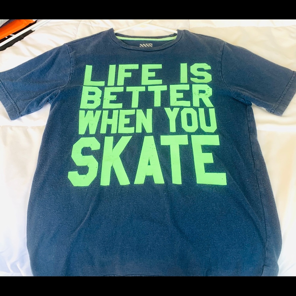 Slightly used skate shirt
